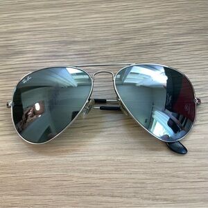 Ray-Ban Aviator Classic